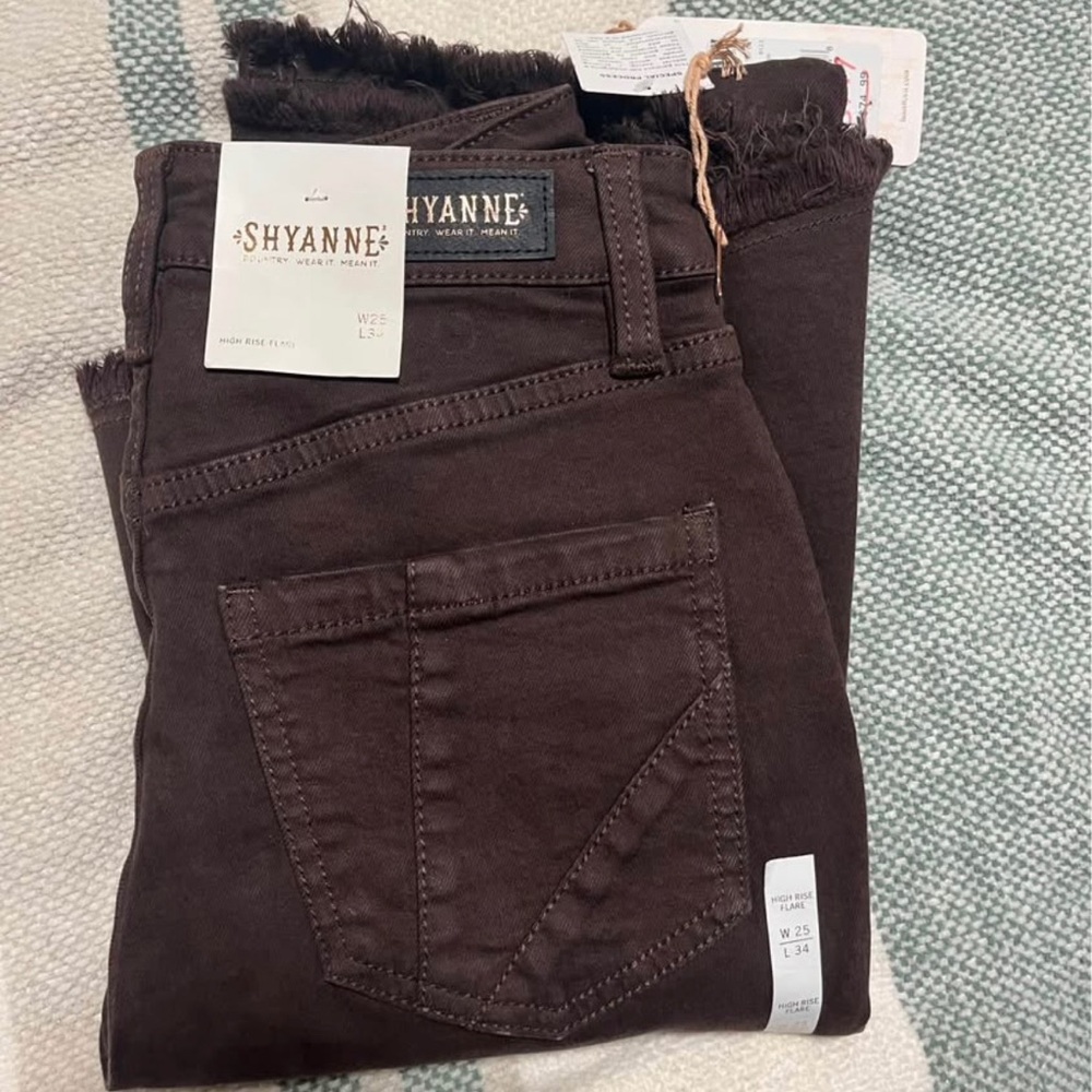 SHYANNA BROWN FLARE JEANS